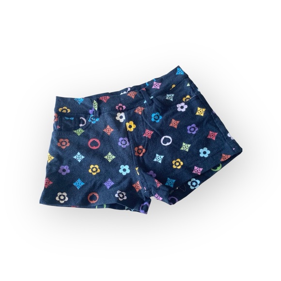 Flowers by Zoe ❉ Handbag Print Shorts ❉ Black with Multi Color Logo Print ❉ 6X 6 - Picture 4 of 14
